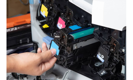 Po jakim czasie wymienić toner w drukarce?